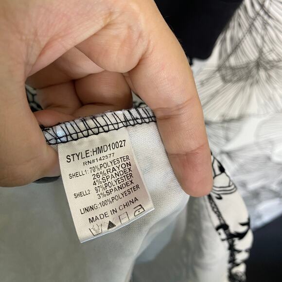 Haute Monde Black & White Sleeveless V-Neck Mini Dress Women's Size Medium - Picture 5 of 8